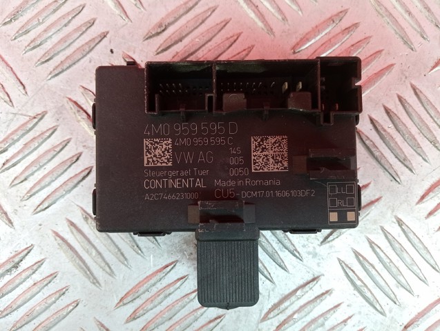 VAG 4M0959595D Блок комфорта задней двери в наличии Винница