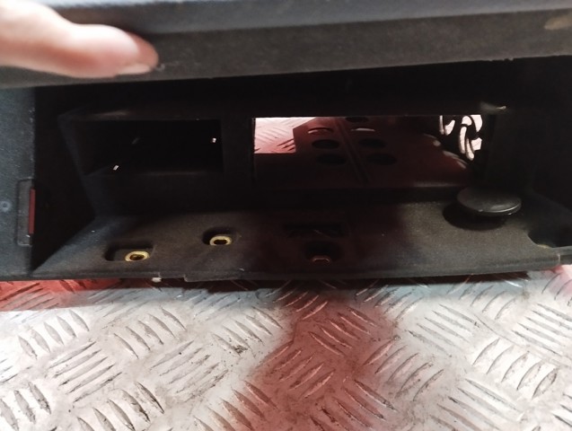VAG 4M1857035D24A Ящик перчаточный (бардачок) в наличии Ровно