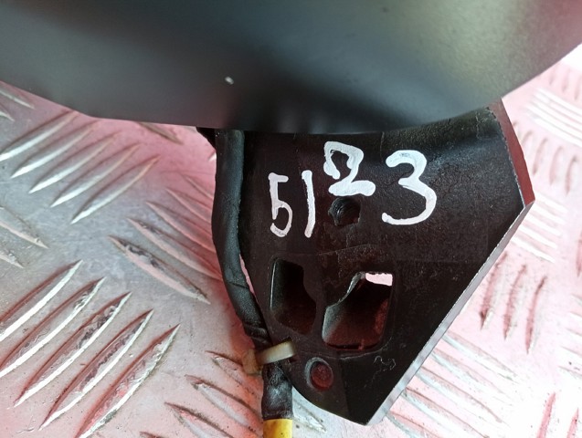 VAG 4M1857410G Правое зеркало в наличии Тернополь