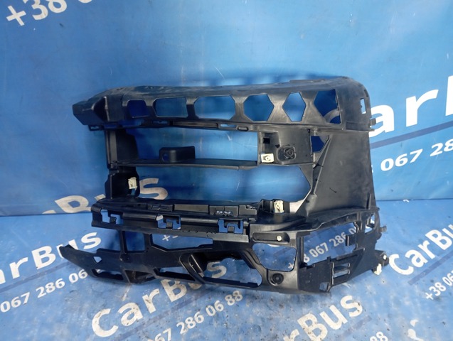 Крепление противотуманки правой 51117385346 BMW