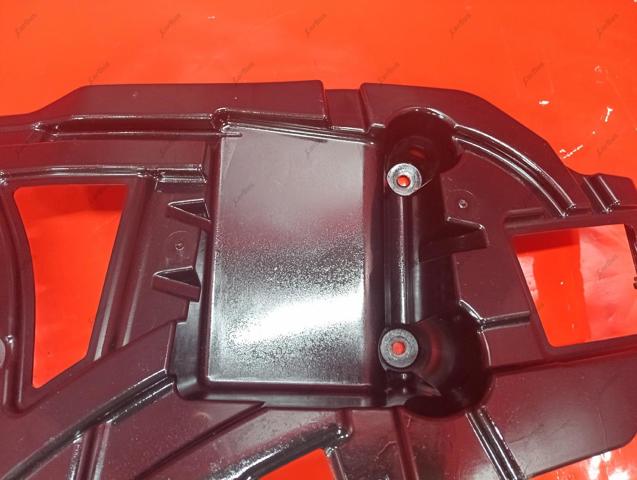 BMW 51127210077 Кронштейн бампера заднего внешний левый в наличии Черкассы