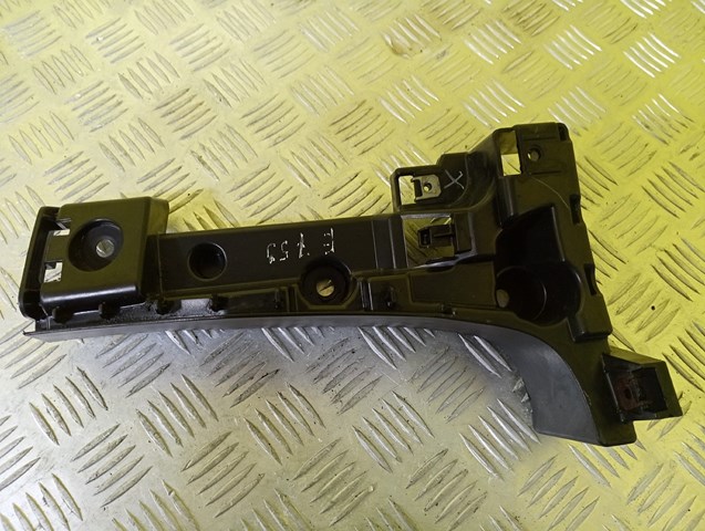 Кронштейн бампера заднего, правый 51127226936 BMW