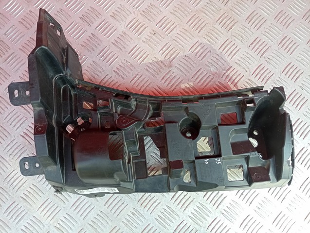 51128069246 BMW Кронштейн бампера заднего правый купить в Каменское