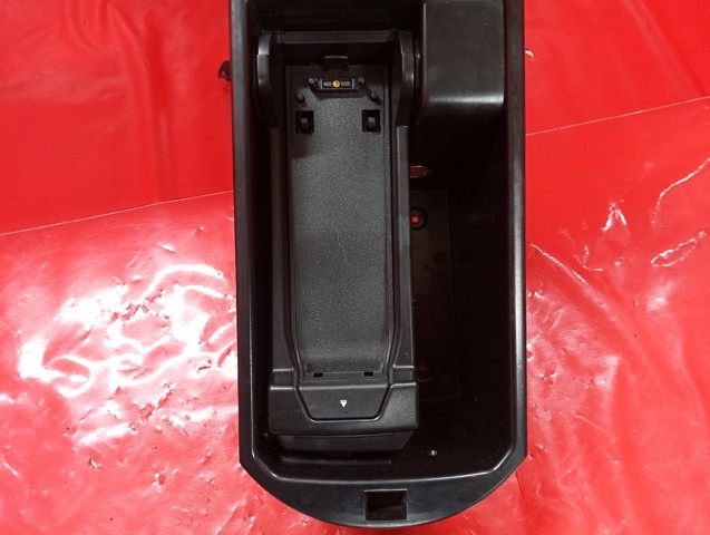 BMW 51169204246 Крышка подлокотника в наличии Львов