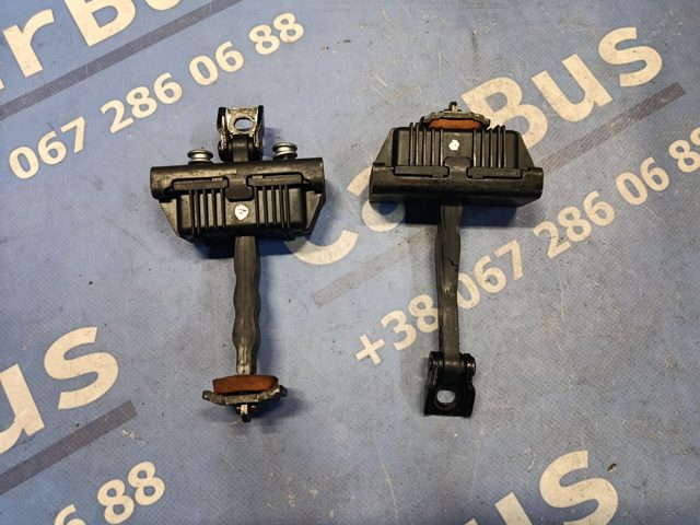 Ограничитель двери передний 51217141024 BMW