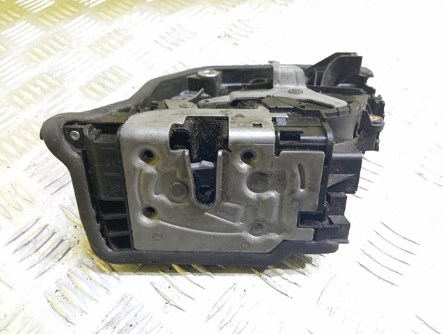 51217281937 BMW Замок водительской двери купить в Житомир