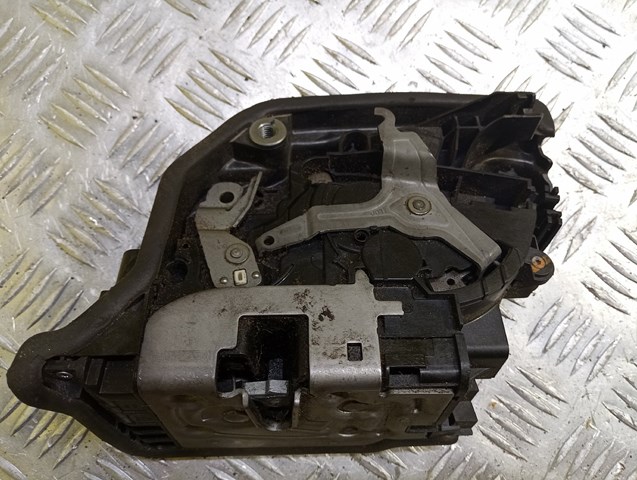 51217281937 BMW Замок двери передней левой купить в Чернигов