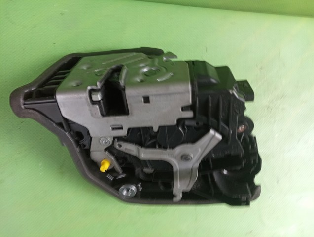 51217281948 BMW Замок передней правой двери купить в Чернигов