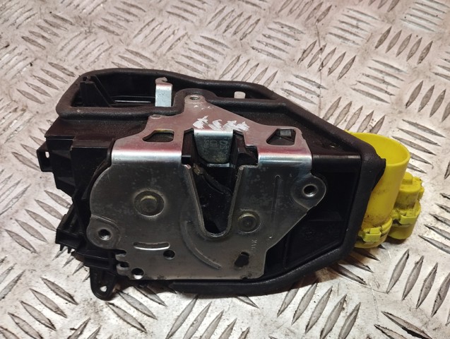 51217318412 BMW Замок двери передней правой купить в Черновцы