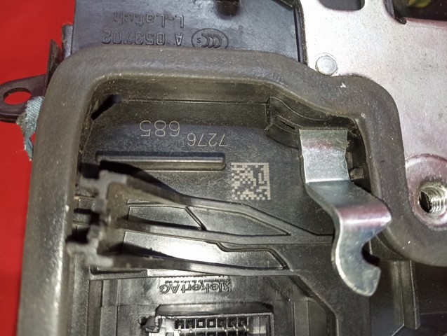 BMW 51227276673 Замок двери задней левой в наличии Ирпень