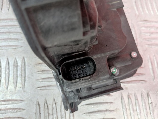 51229464884 BMW Замок двери задней правой купить в Украина