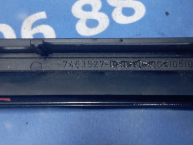 51317463527 BMW Молдинг лобового стекла левый купить в Ровно