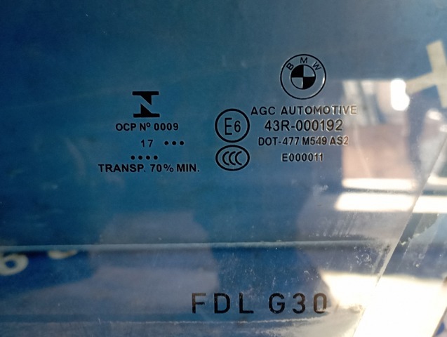 Окно (передней двери) двери 51337339455 BMW