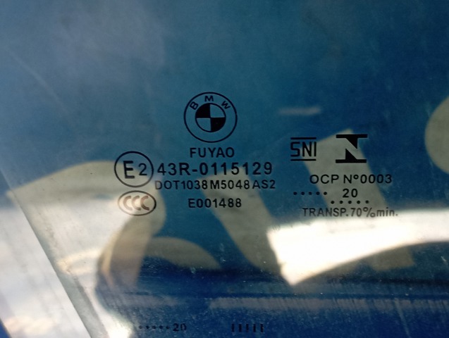 Стекло передней двери, правой 51337430938 BMW