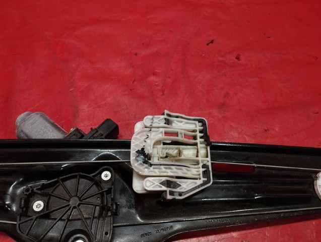 BMW 51357355640 Механизм стеклоподъемника двери задней правой в наличии Кривой Рог
