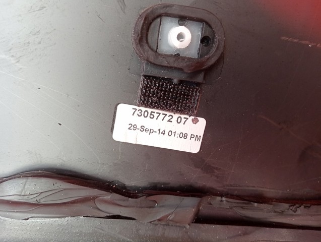 BMW 51377305771 Стекло кузова (багажного отсека) левое в наличии Ирпень