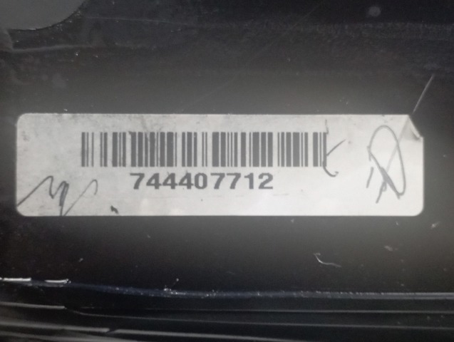 BMW 51377444077 Стекло кузова (багажного отсека) левое в наличии Полтава