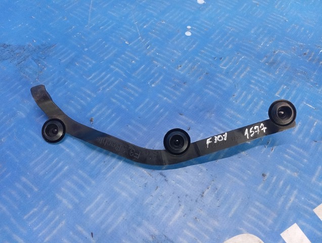 Резинка уплотнительная под капот 51717402082 BMW