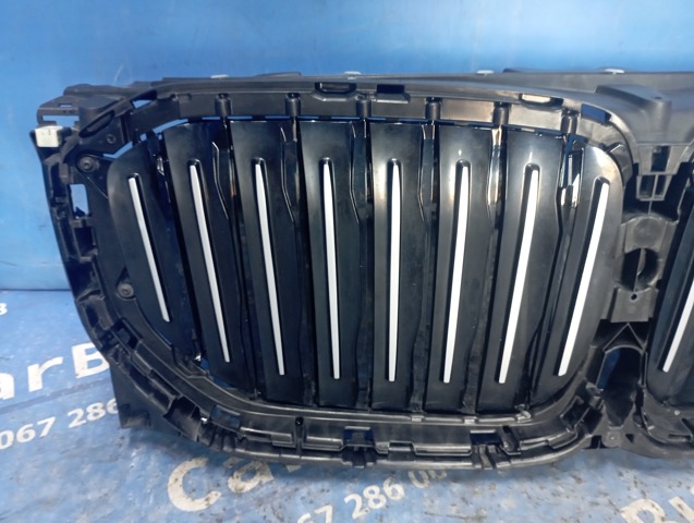 Решетка 51745A29C42 BMW