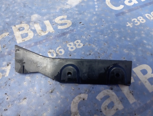Брызговик передний, правый 51757188840 BMW