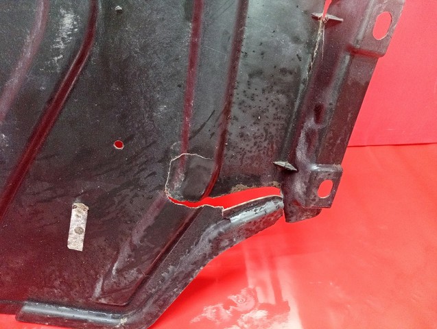 BMW 51757213674 Защита днища задняя правая в наличии Полтава