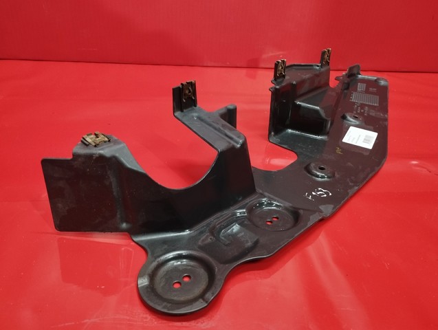 BMW 51757325400 Защитный кожух рулевого механизма в наличии Ирпень