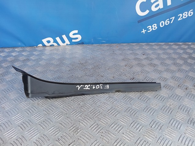 Уплотнитель арки крыла 51767264273 BMW