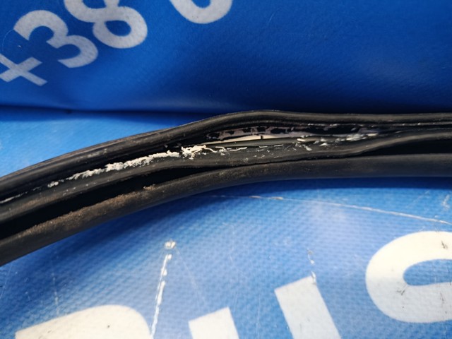 51767292307 BMW Уплотнитель крышки багажника купить в Днепр