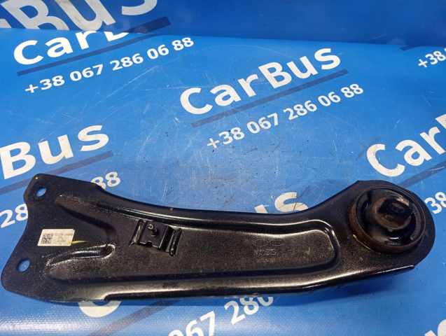 Рычаг/тяга задней подвески продольный верхний, левый 55270Q4000 HYUNDAI