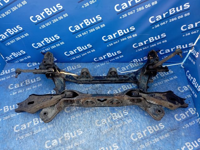 Поперечка задней подвески 554002P050 HYUNDAI