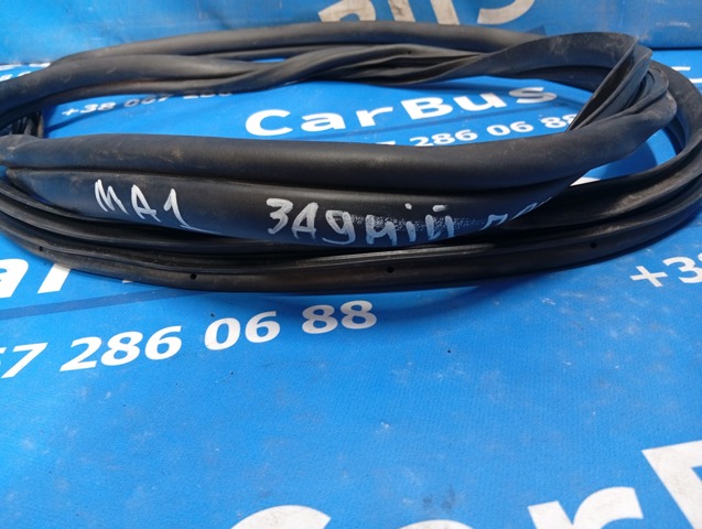 MITSUBISHI 5755A422 Уплотнитель двери задней правой (на двери) в наличии Сумы