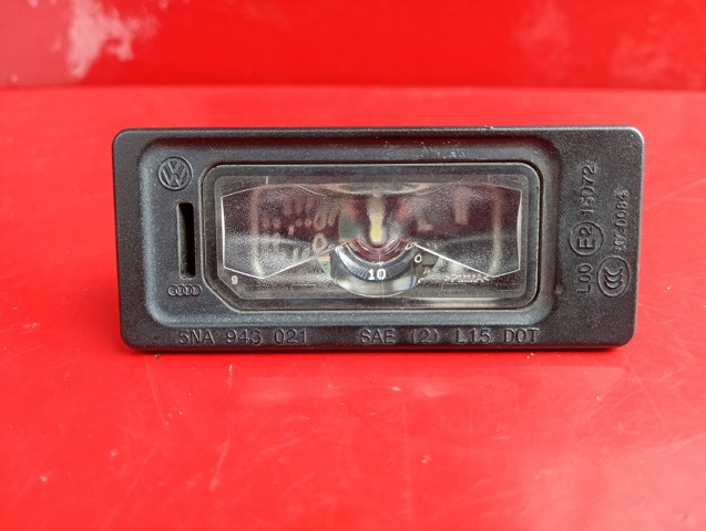 Фонарь подсветки заднего номера 5NA943021 VAG