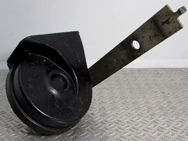 61337173574 BMW Сигнал звуковой (клаксон) купить в Тернополь