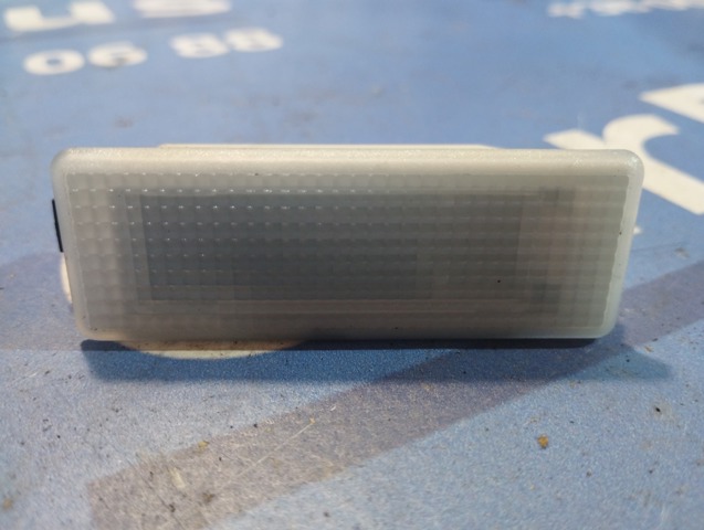 Лампочка освещения салона 63316972605 BMW