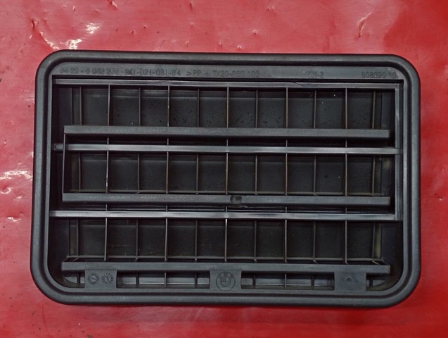 64226962293 Решетка вентиляции салона задняя купить Запорожье