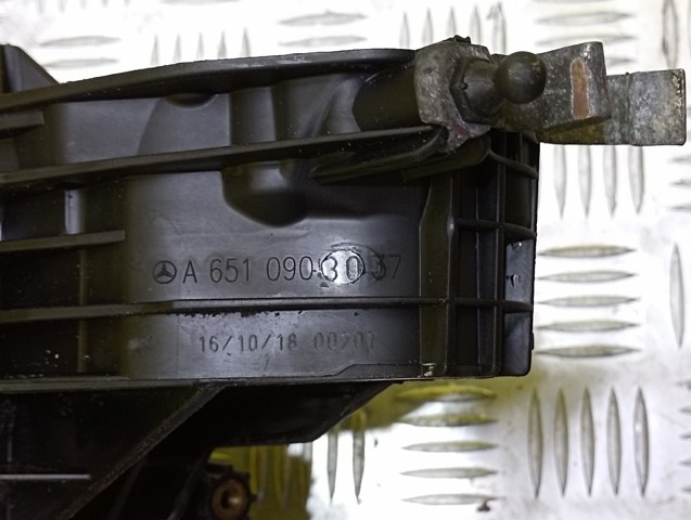 6510903037 MERCEDES Коллектор впускной купить в Ирпень