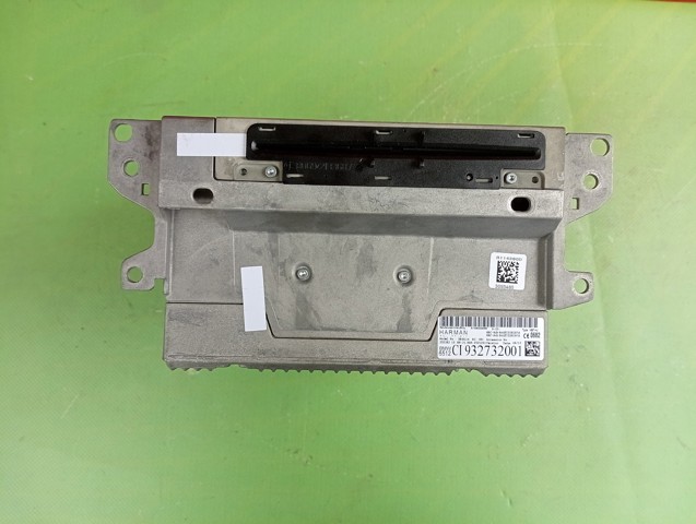 Магнитола (радио AM/FM) 65126819953 BMW