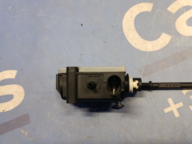 67116985882 BMW Замок открывания лючка бензобака купить в Киев