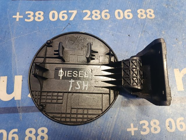 HYUNDAI 695102B000 Лючок бензобака в наличии Львов