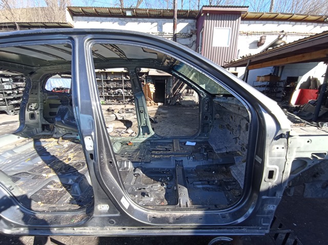 715032BC50 HYUNDAI Крыло заднее левое купить в Киев