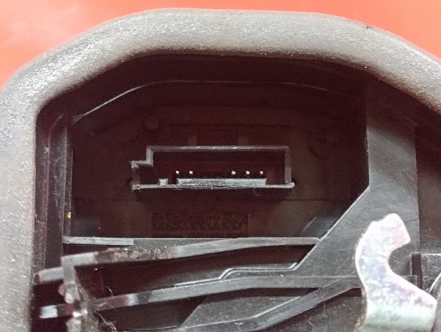 BMW 7318418 Замок двери задней правой в наличии Ирпень