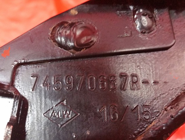 745970687R RENAULT Ролик двери боковой (сдвижной) левый нижний купить в Одесса