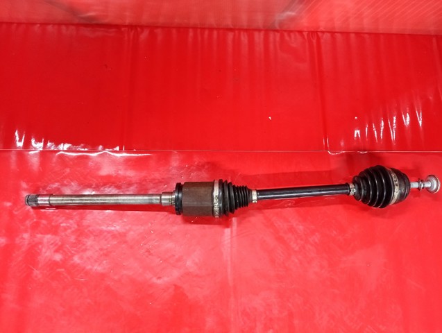 Привод правый 7598028 BMW