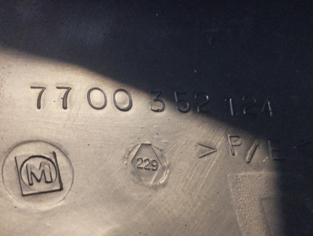 7700352124 RENAULT Бампер задний, правая часть купить в Харьков