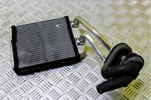 Радиатор отопителя 7H1819121 VAG