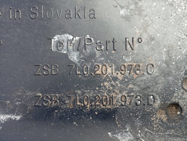 Защита днища, топливного бака 7L0201973C VAG
