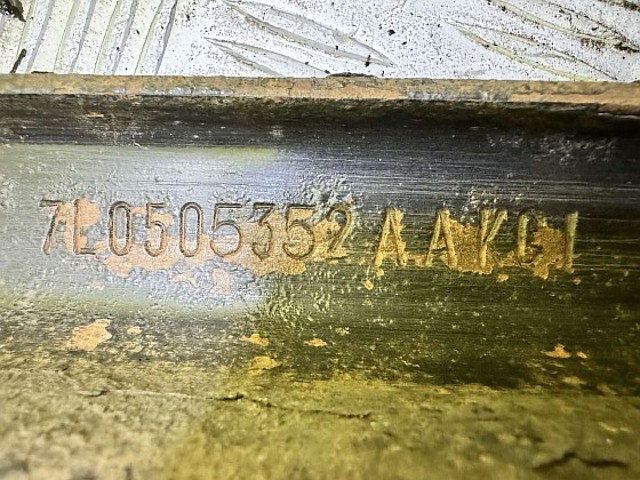VAG 7L0505352A Рычаг задней подвески нижний правый в наличии Чернигов