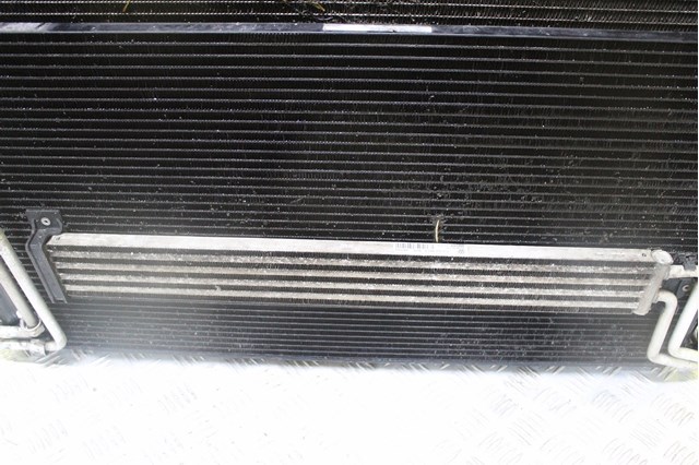 Радиатор кондиционера touareg дорестайл (2003-2006) 7L0820411