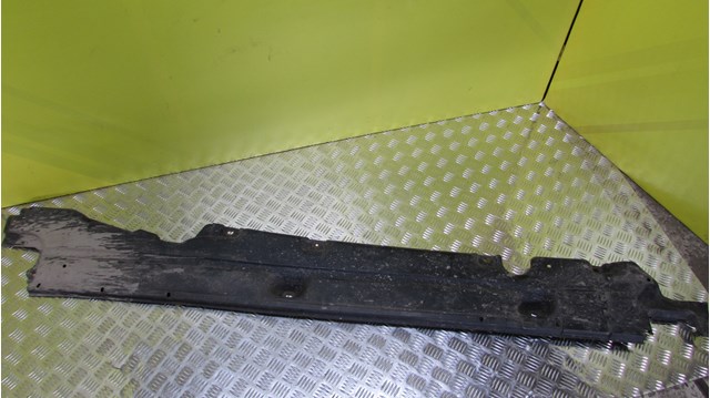 Защита днища, правая 7L0825212A VAG