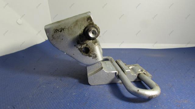 7L0831411A VAG Петля двери передней левой купить в Днепр